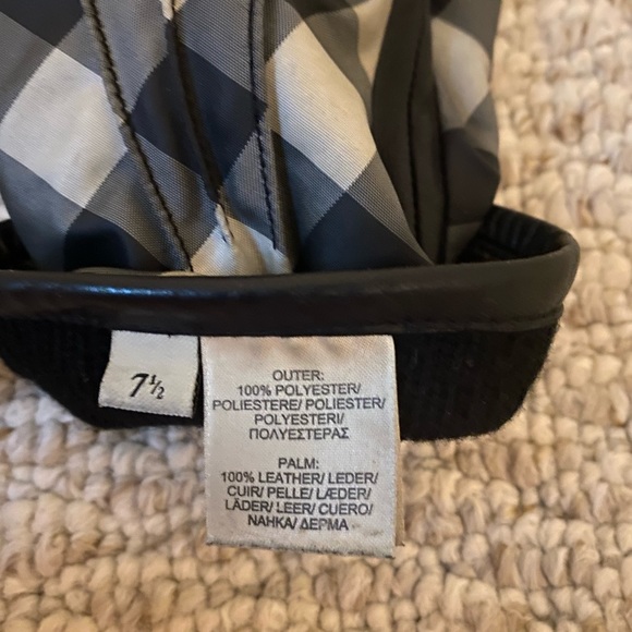 Burberry Check Pattern Gloves - Picture 6 of 6